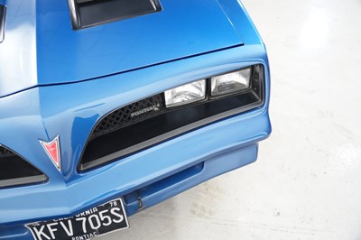 Lot 1978 Pontiac Firebird Formula 400