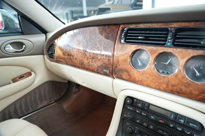 Lot 1997 Jaguar XK8 4.0 Coupe