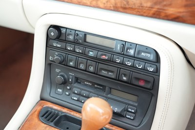 Lot 1997 Jaguar XK8 4.0 Coupe