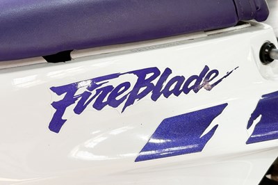Lot 1994 Honda CBR900RR Fireblade