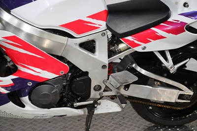 Lot 71 - 1994 Honda CBR900RR Fireblade