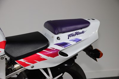 Lot 71 - 1994 Honda CBR900RR Fireblade