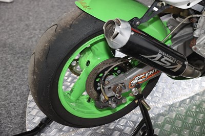 Lot 1992 Kawasaki ZXR-7/9 Ninja