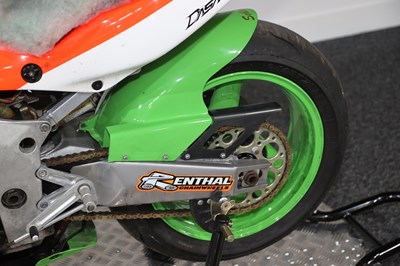 Lot 1992 Kawasaki ZXR-7/9 Ninja