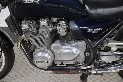 Lot 1992 Kawasaki Zephyr 750