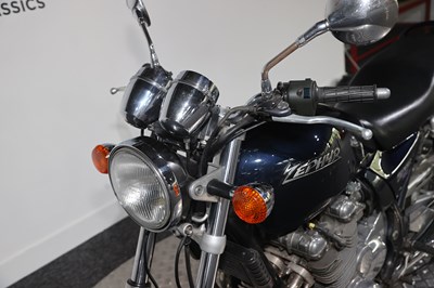 Lot 1992 Kawasaki Zephyr 750