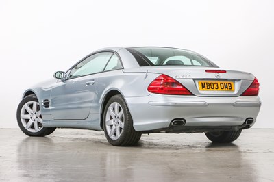 Lot 2004 Mercedes-Benz SL 500