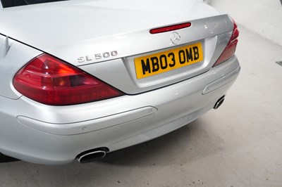 Lot 2004 Mercedes-Benz SL 500
