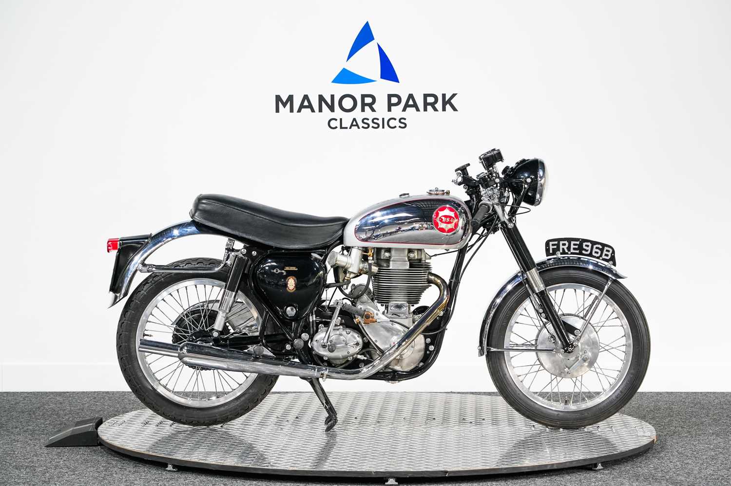 41 - 1964 BSA DBD34 Gold Star Clubman