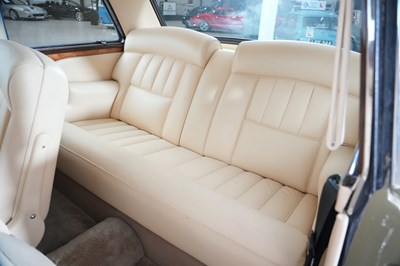 Lot 1974 Rolls-Royce Corniche