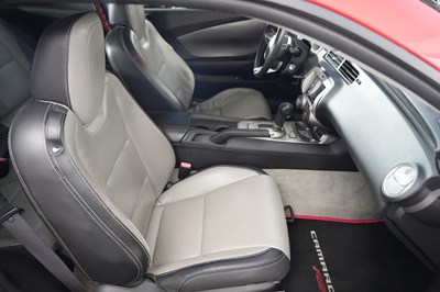 Lot 2010 Chevrolet Camaro RS