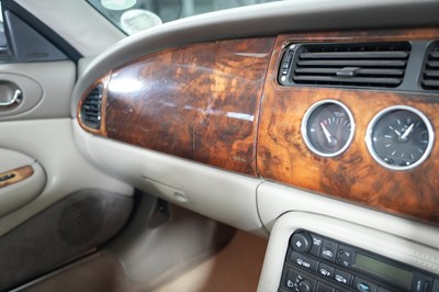 Lot 1998 Jaguar XKR 4.0 Convertible 'Paramount Performance'