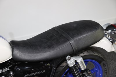 Lot 2009 Triumph Bonneville 865