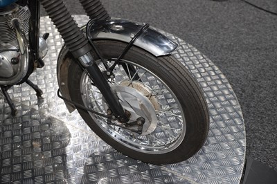 Lot 1971 BSA B25 Starfire