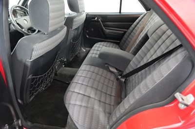 Lot 1991 Mercedes 190 E 1.8