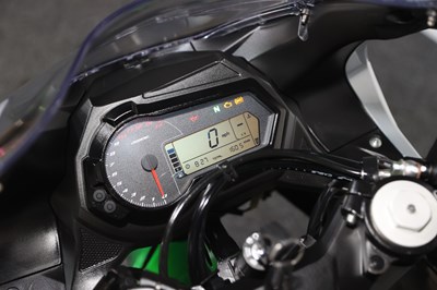 Lot 2017 Benelli 302R