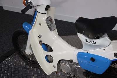 Lot 8 - 1982 Honda C90