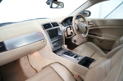 Lot 2007 Jaguar XKR 4.2 Coupe