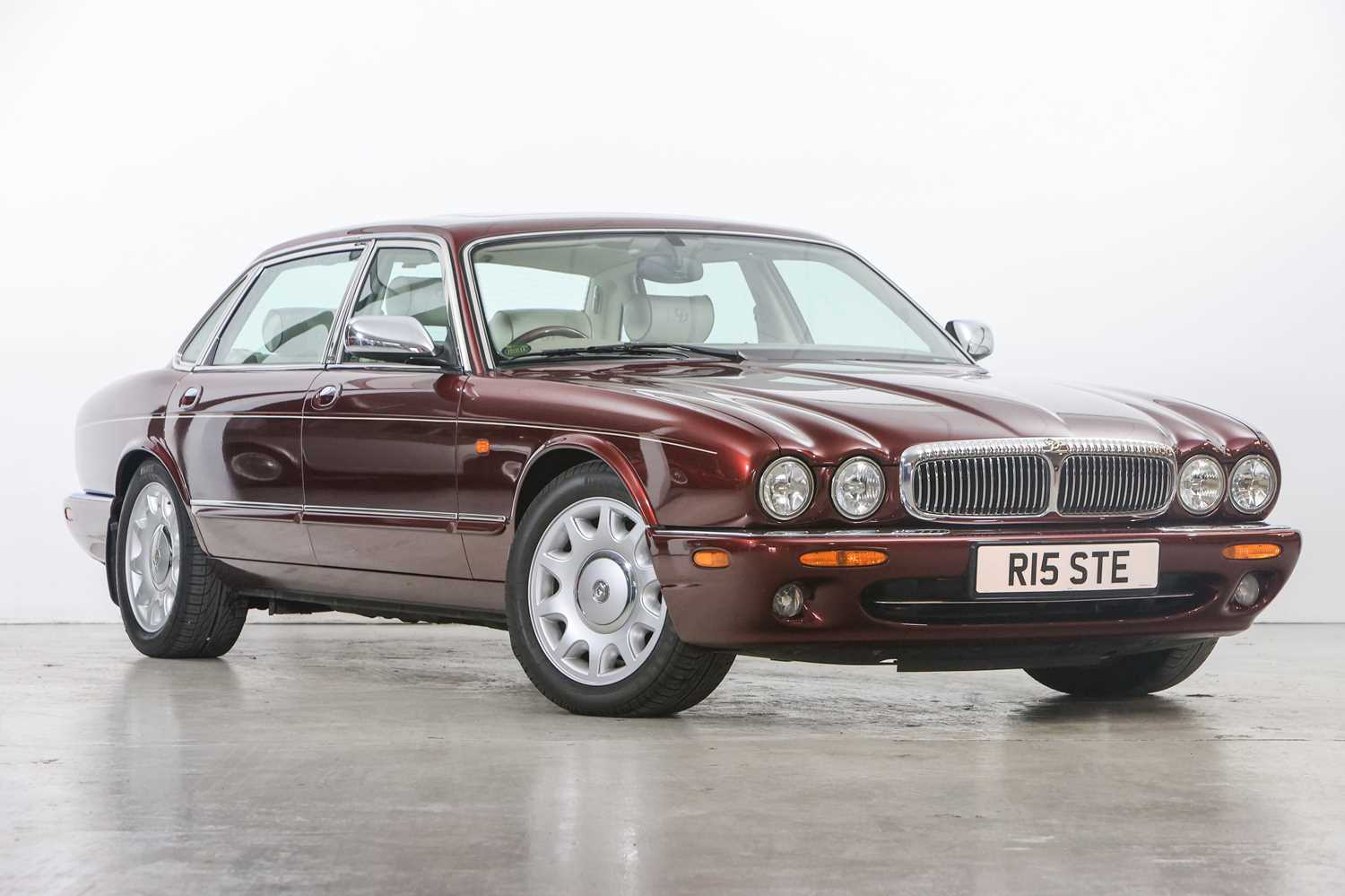 1997 Daimler Super V8
