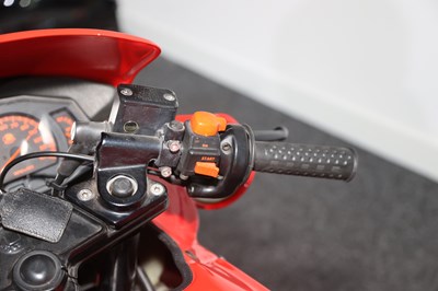 Lot 1989 Ducati 904 Paso