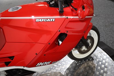 Lot 1989 Ducati 904 Paso