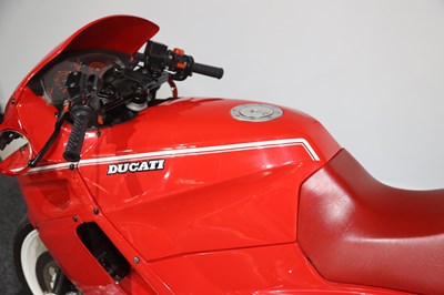 Lot 1989 Ducati 904 Paso
