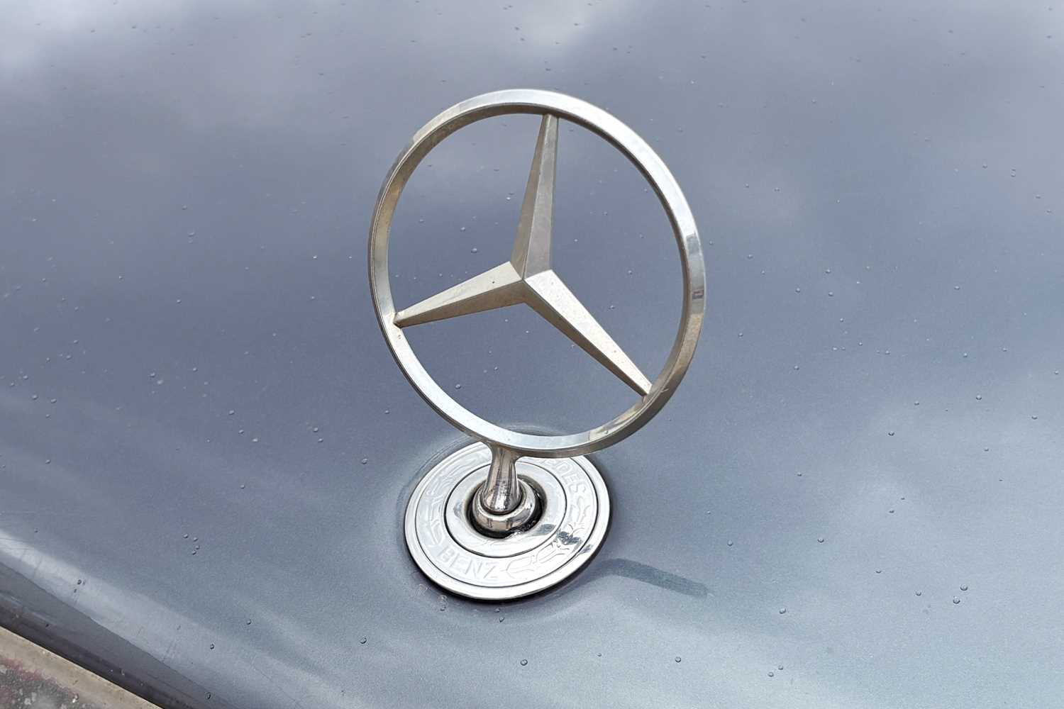 327 - 1999 Mercedes-Benz E55 AMG
