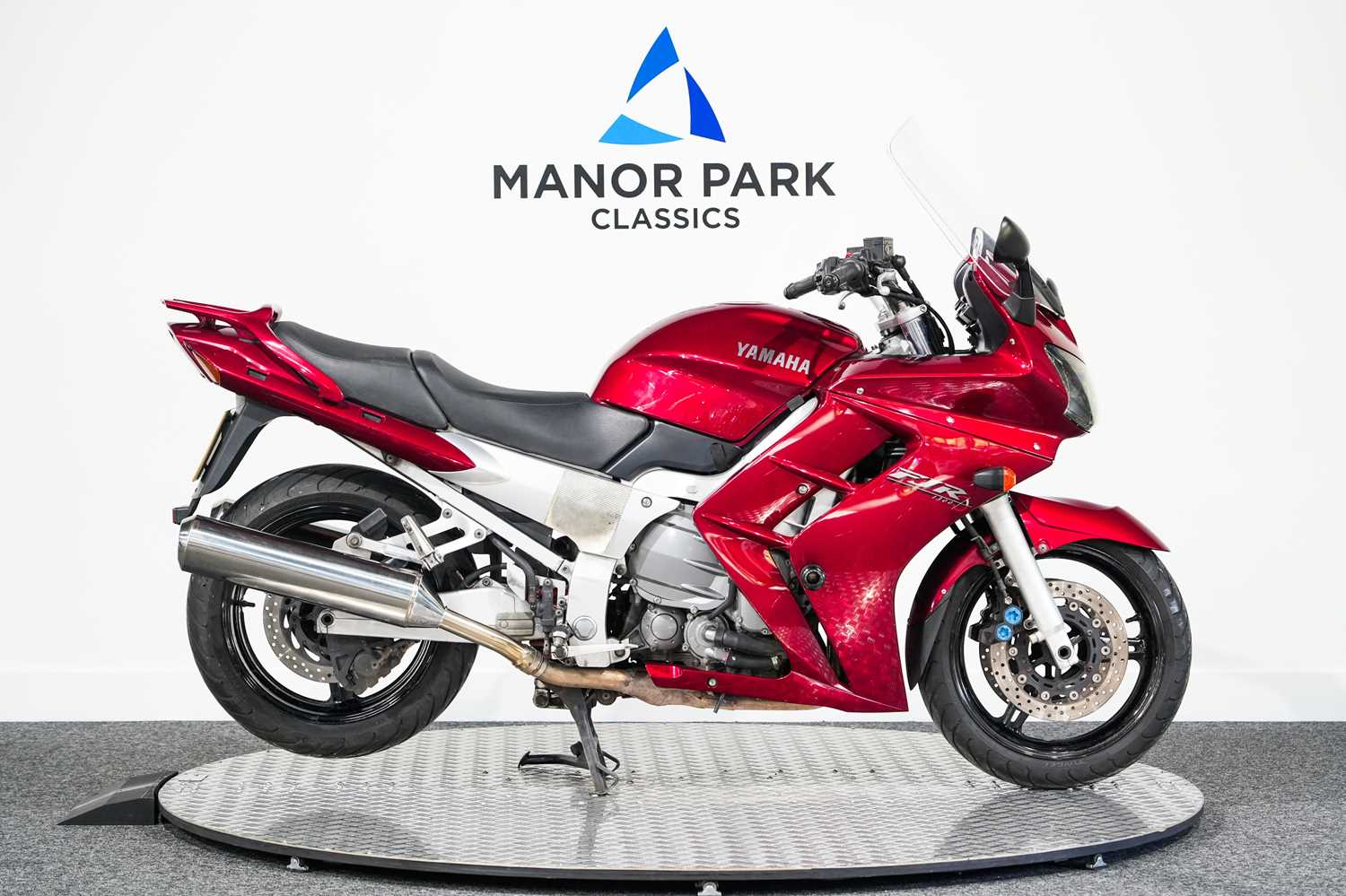 104 - 2004 Yamaha FJR1300
