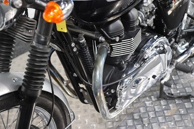 Lot 50 - 2015 Triumph Bonneville T100