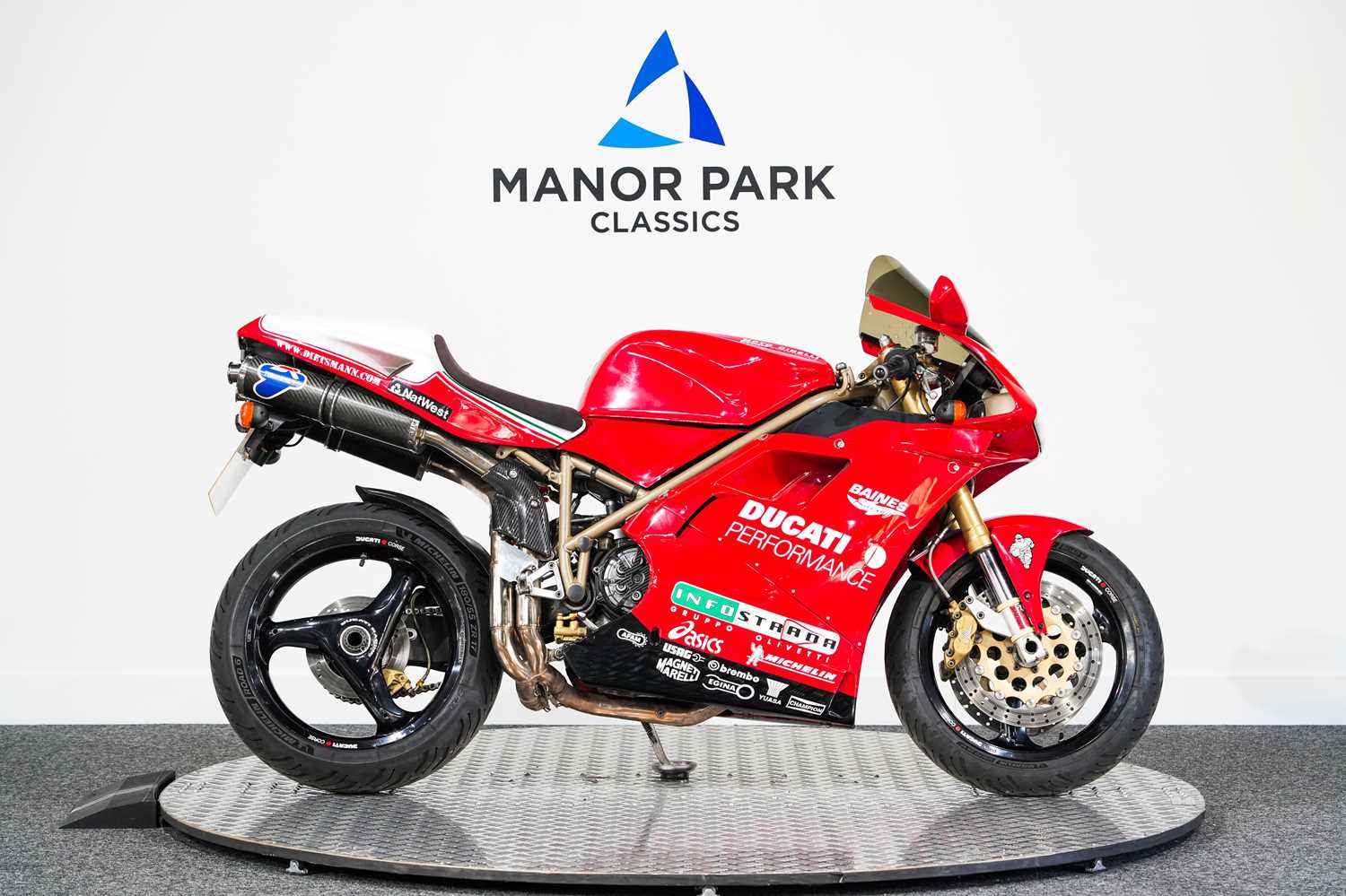 102 - 1997 Ducati 748