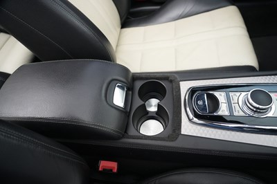Lot 2011 Jaguar XK 5.0 Portfolio Convertible