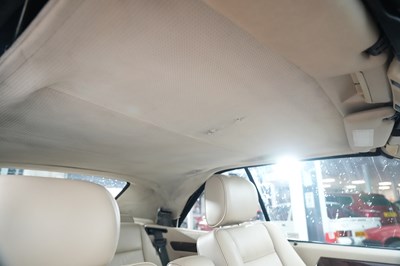 Lot 1995 Mercedes-Benz E 220 Convertible