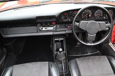 Lot 36 - 1982 Porsche 911 SC Targa
