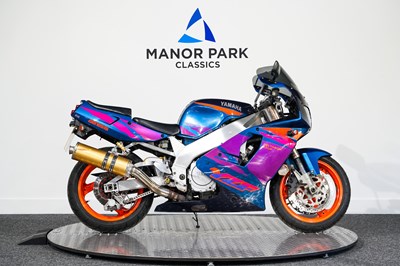 Lot 77 - 1995 Yamaha YZF750
