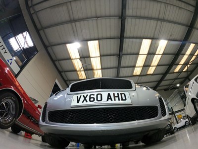 Lot 2010 Bentley Continental Supersports