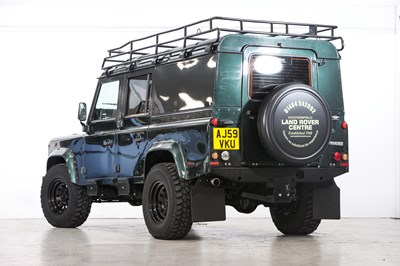 Lot 2009 Land Rover Defender 110 County