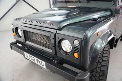 Lot 2009 Land Rover Defender 110 County