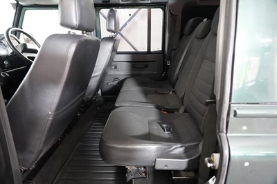 Lot 2009 Land Rover Defender 110 County