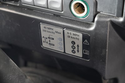 Lot 2009 Land Rover Defender 110 County