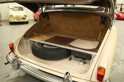 Lot 1959 Armstrong Siddeley Star Sapphire