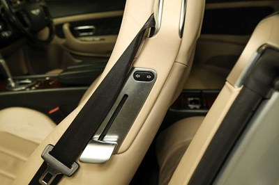 Lot 2004 Bentley Continental GT