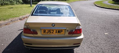 Lot 2002 BMW 325 Ci SE