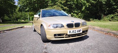Lot 2002 BMW 325 Ci SE