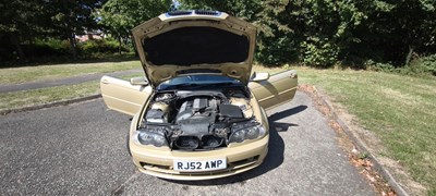 Lot 2002 BMW 325 Ci SE