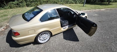 Lot 2002 BMW 325 Ci SE