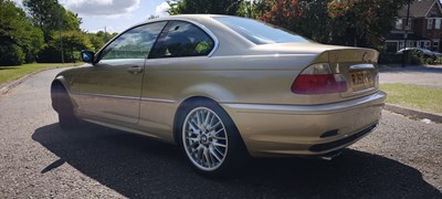 Lot 2002 BMW 325 Ci SE