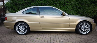 Lot 2002 BMW 325 Ci SE