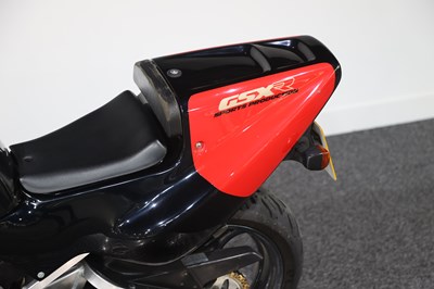 Lot 1990 Suzuki GSXR400RR SP