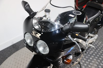 Lot 1990 Suzuki GSXR400RR SP