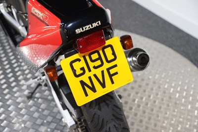 Lot 1990 Suzuki GSXR400RR SP